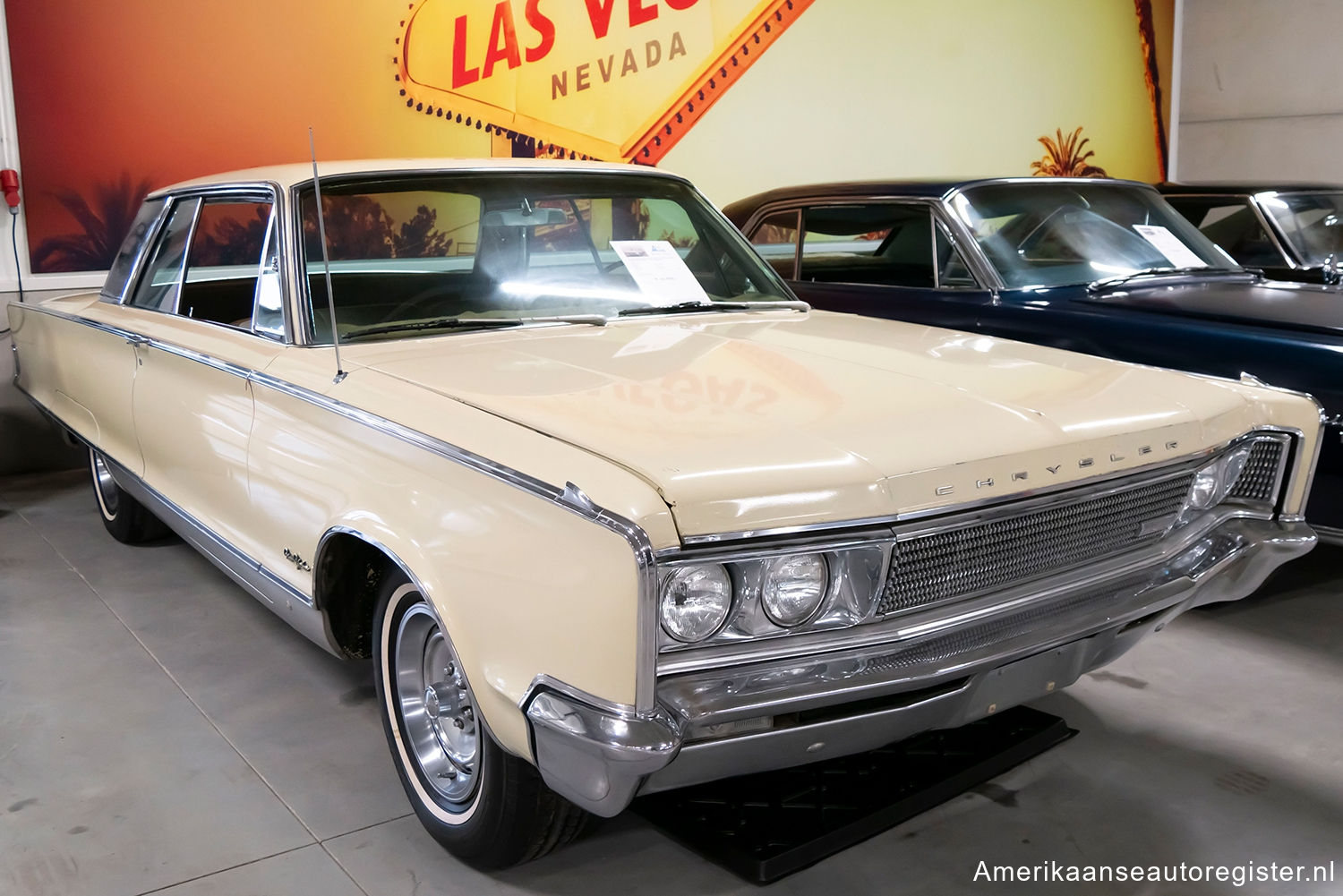 Chrysler New Yorker uit 1966